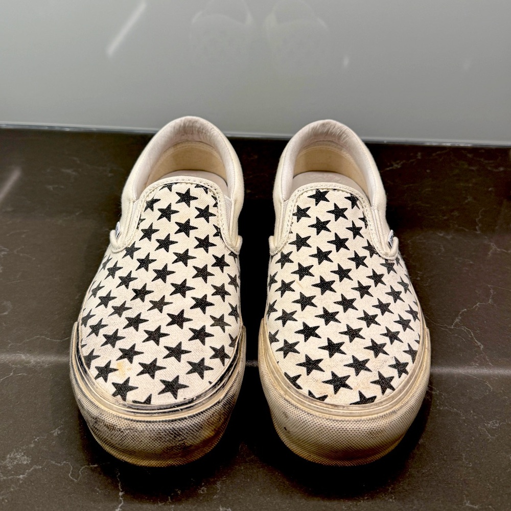 Vans Vault OG Classic Slip-On LX
Bianca Chandon Black White